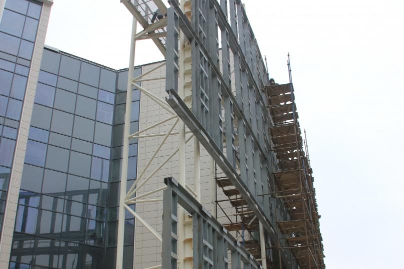 Installation of panels frames