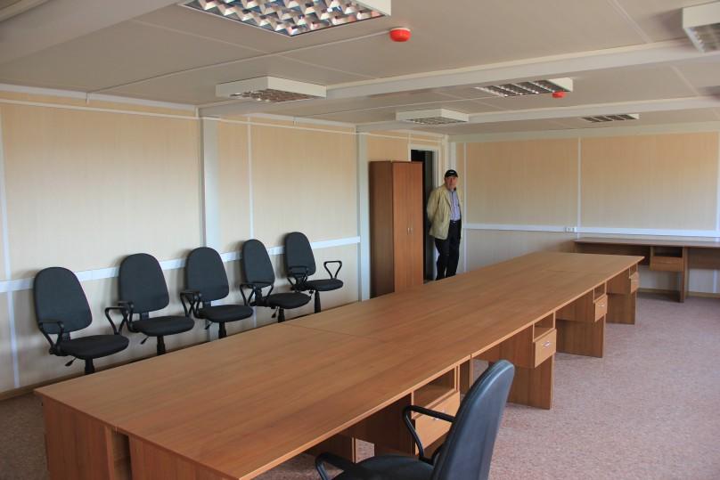 A small meeting room