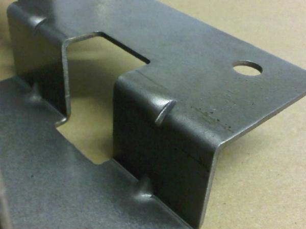 Фото A bent plate