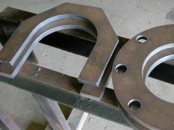 Фото Metal plates