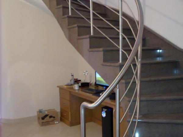 Фото Stair railings made ​​of stainless steel