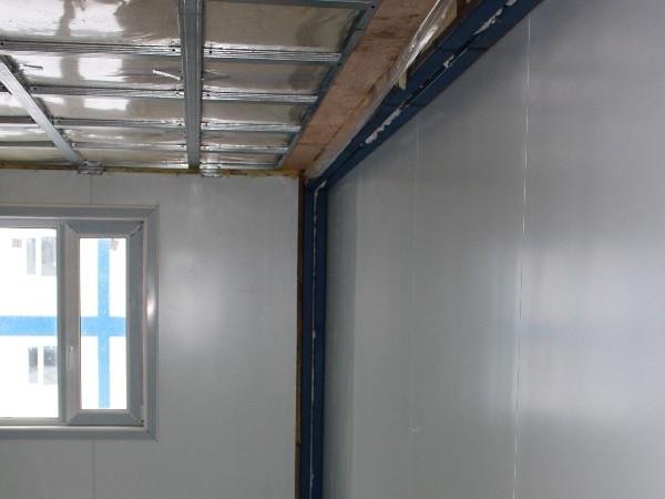 Фото Утепление потолка и обрешетка