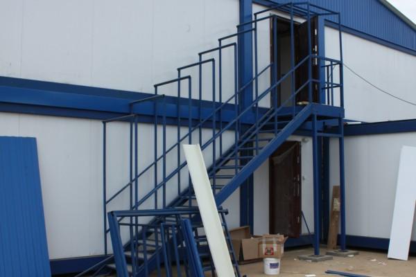 Фото The outdoor ladder mounting