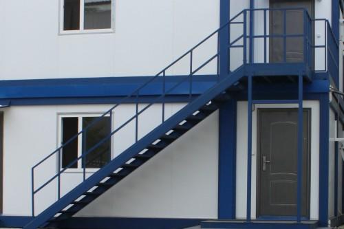 Фото An external staircase without canopies