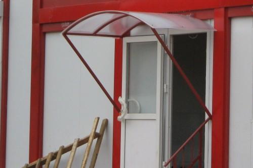 Фото Entrance group a canopy and a handrail